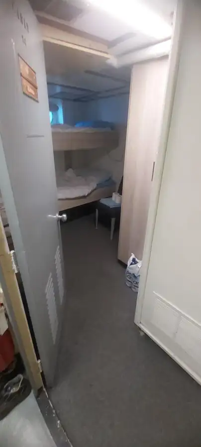 Navă de cercetare de vânzare