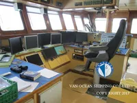 Nava de pescuit tip trauler de vânzare