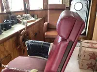 Nava de pescuit tip trauler de vânzare