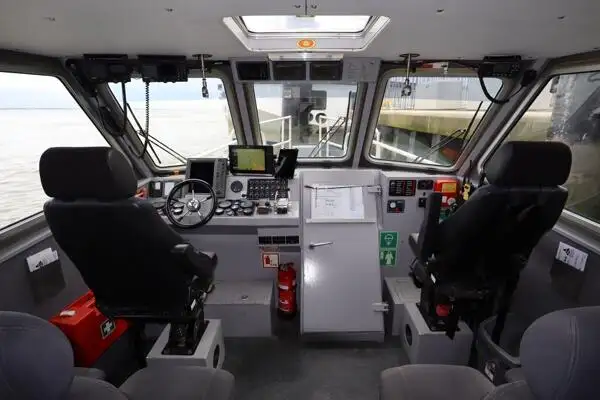Navă de transport echipaj de vânzare