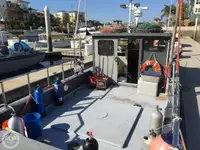 Nava de pescuit tip trauler de vânzare