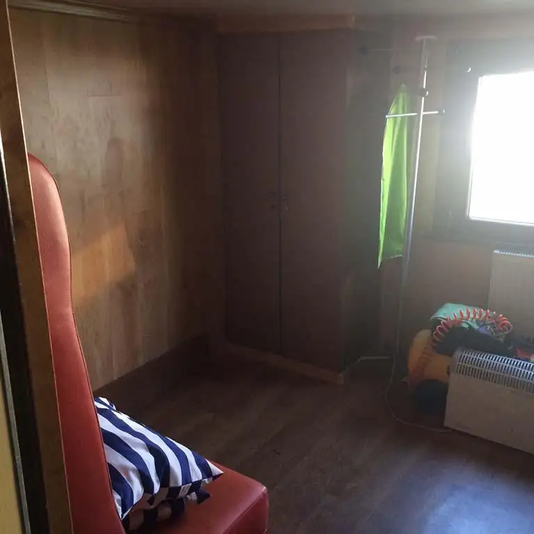 Nava container de vânzare
