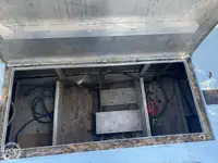 Nava de pescuit tip trauler de vânzare