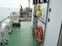 Nava de pescuit tip trauler de vânzare