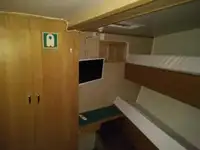 Nava de pescuit tip trauler de vânzare