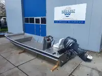Ambarcațiuni de lucru de vânzare