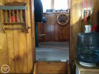 Nava de pescuit tip trauler de vânzare