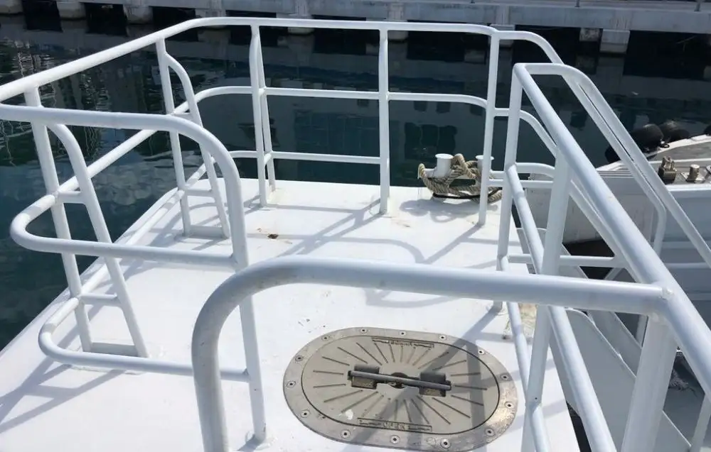Catamaran de vânzare