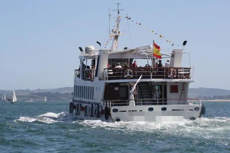 Navă de feribot de vânzare
