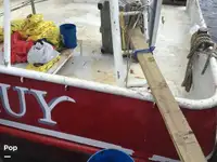 Nava de pescuit tip trauler de vânzare