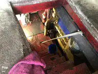Nava de pescuit tip trauler de vânzare