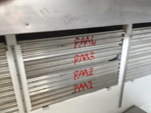 Nava de pescuit tip trauler de vânzare