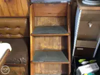 Nava de pescuit tip trauler de vânzare