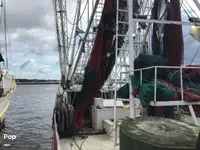 Nava de pescuit tip trauler de vânzare