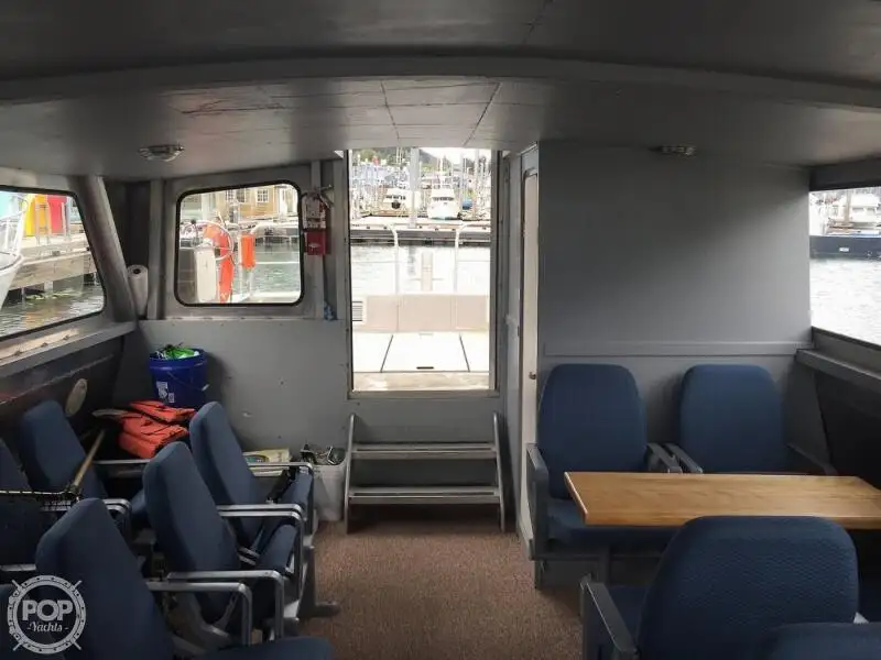 Navă de transport echipaj de vânzare