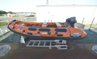 Catamaran de vânzare