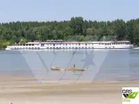 Navă de croazieră de vânzare