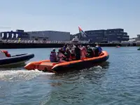 Nava de containere de vânzare