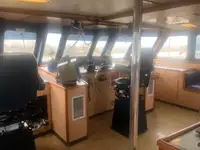 Navă de transport echipaj de vânzare