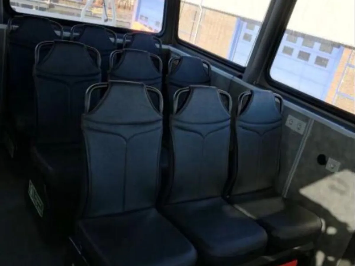 Navă de transport echipaj de vânzare