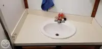 Nava de pescuit tip trauler de vânzare