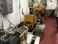 Nava de pescuit tip trauler de vânzare