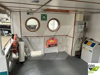 Navă de croazieră și feribot de vânzare
