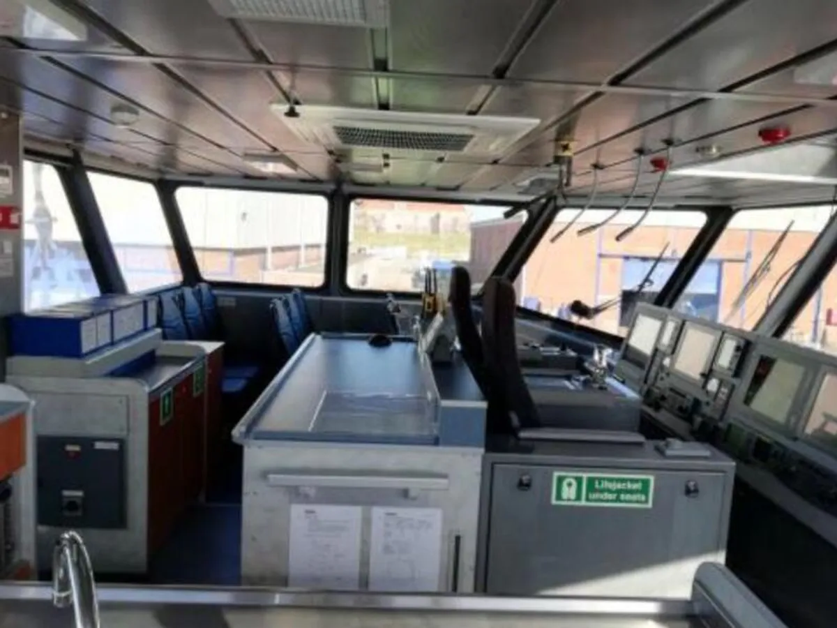 Navă de transport echipaj de vânzare