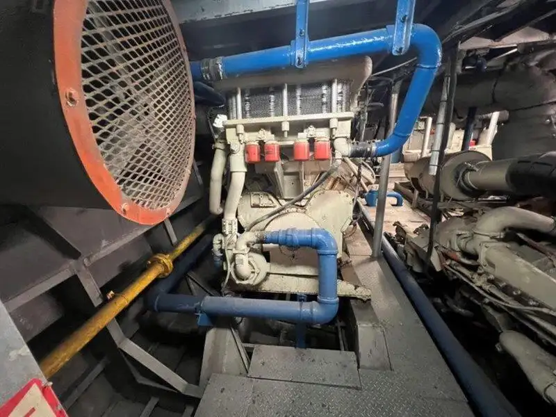 Navă de transport echipaj de vânzare