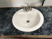Nava de pescuit tip trauler de vânzare