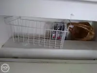 Șalupă de vânzare
