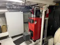Nava de pescuit tip trauler de vânzare