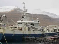 Nava de pescuit tip trauler de vânzare