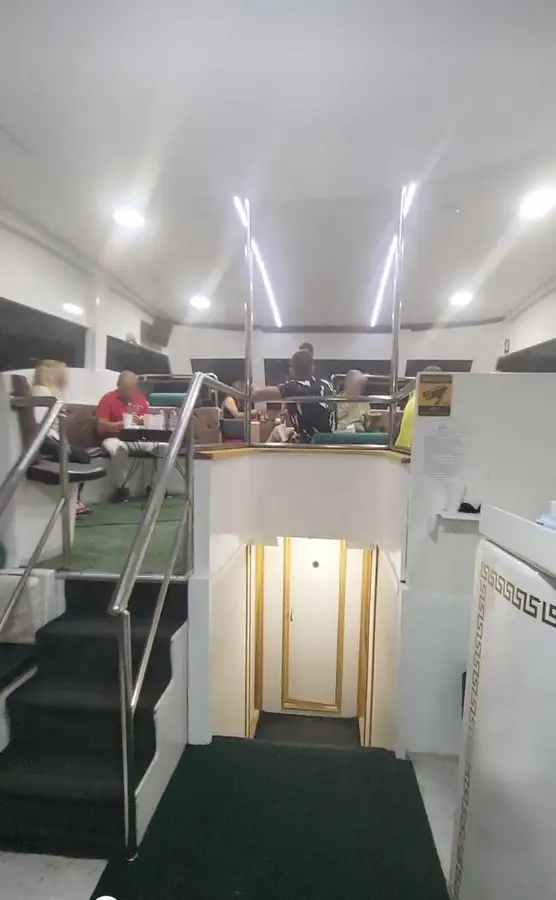 Navă de pasageri de vânzare