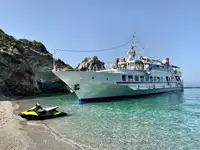 Nava de pasageri de vânzare