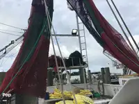 Nava de pescuit tip trauler de vânzare