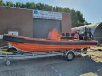 Ambarcație gonflabilă rigidă de vânzare
