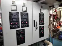 Nava de pescuit tip trauler de vânzare