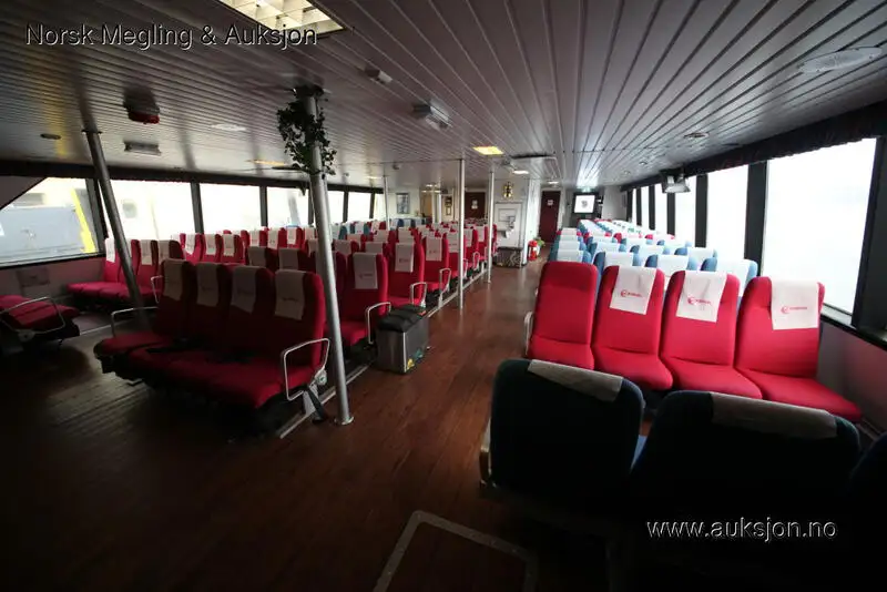 Catamaran de vânzare
