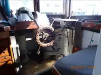 Nava de pescuit cu plase purseine de vânzare