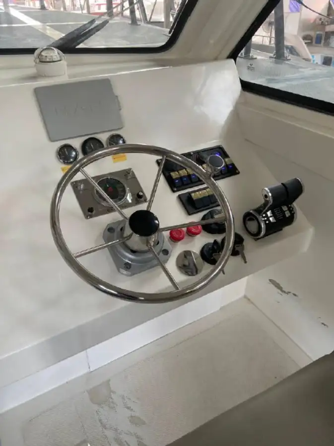 Navă de transport echipaj de vânzare