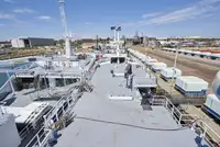 Nava de pescuit tip trauler de vânzare