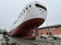 Nava de pescuit tip trauler de vânzare