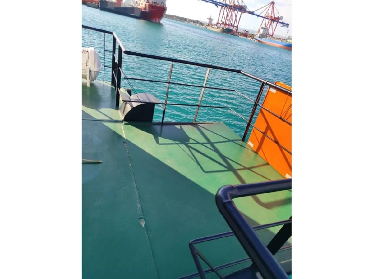 Nava container de vânzare