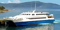 Catamaran de vânzare