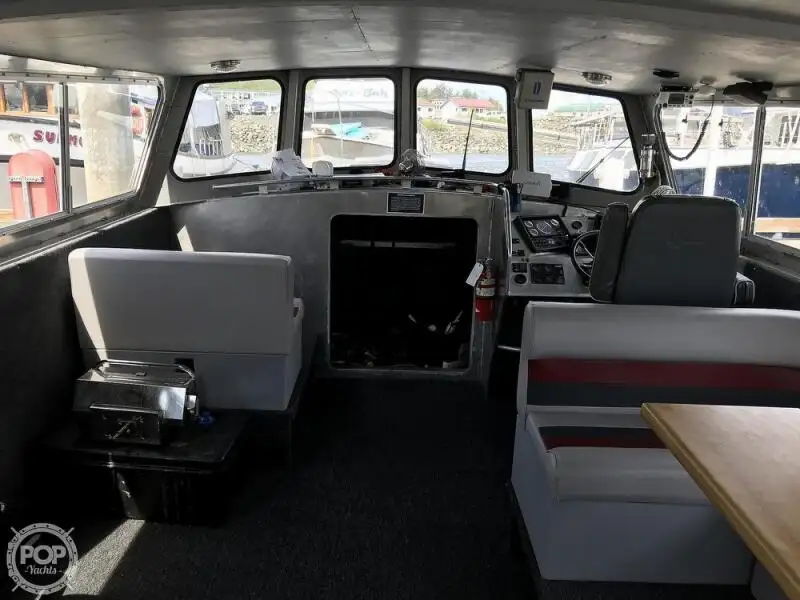 Navă de transport echipaj de vânzare