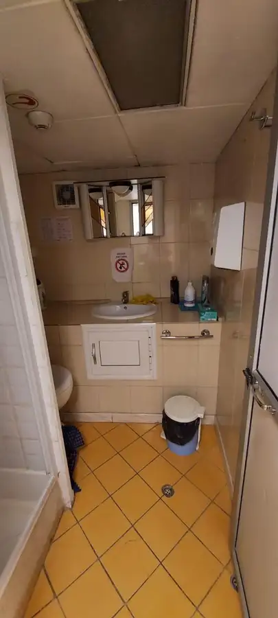 Navă de transport echipaj de vânzare