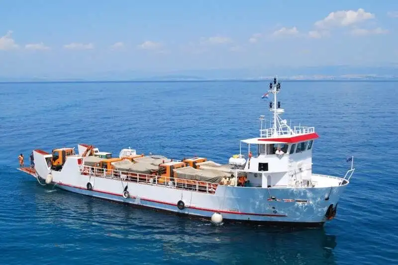 Nava container de vânzare