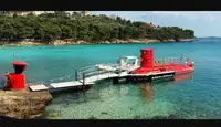 Submarin de vânzare