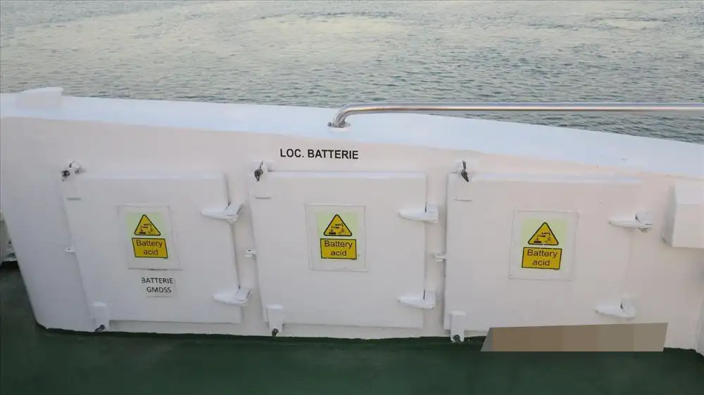 Catamaran de vânzare